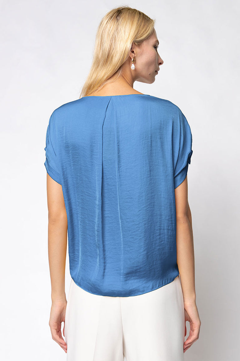 Naked Zebra Off White Elastic Puff Sleeve V-Neck Blouse